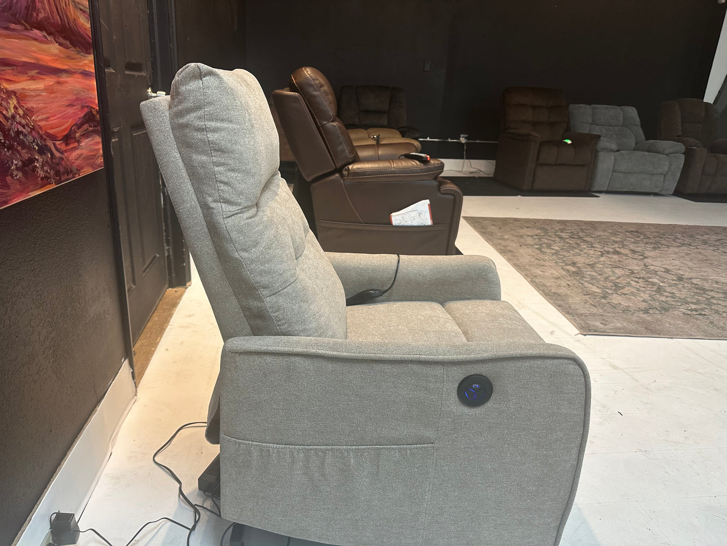 Petite Fabric lift chair