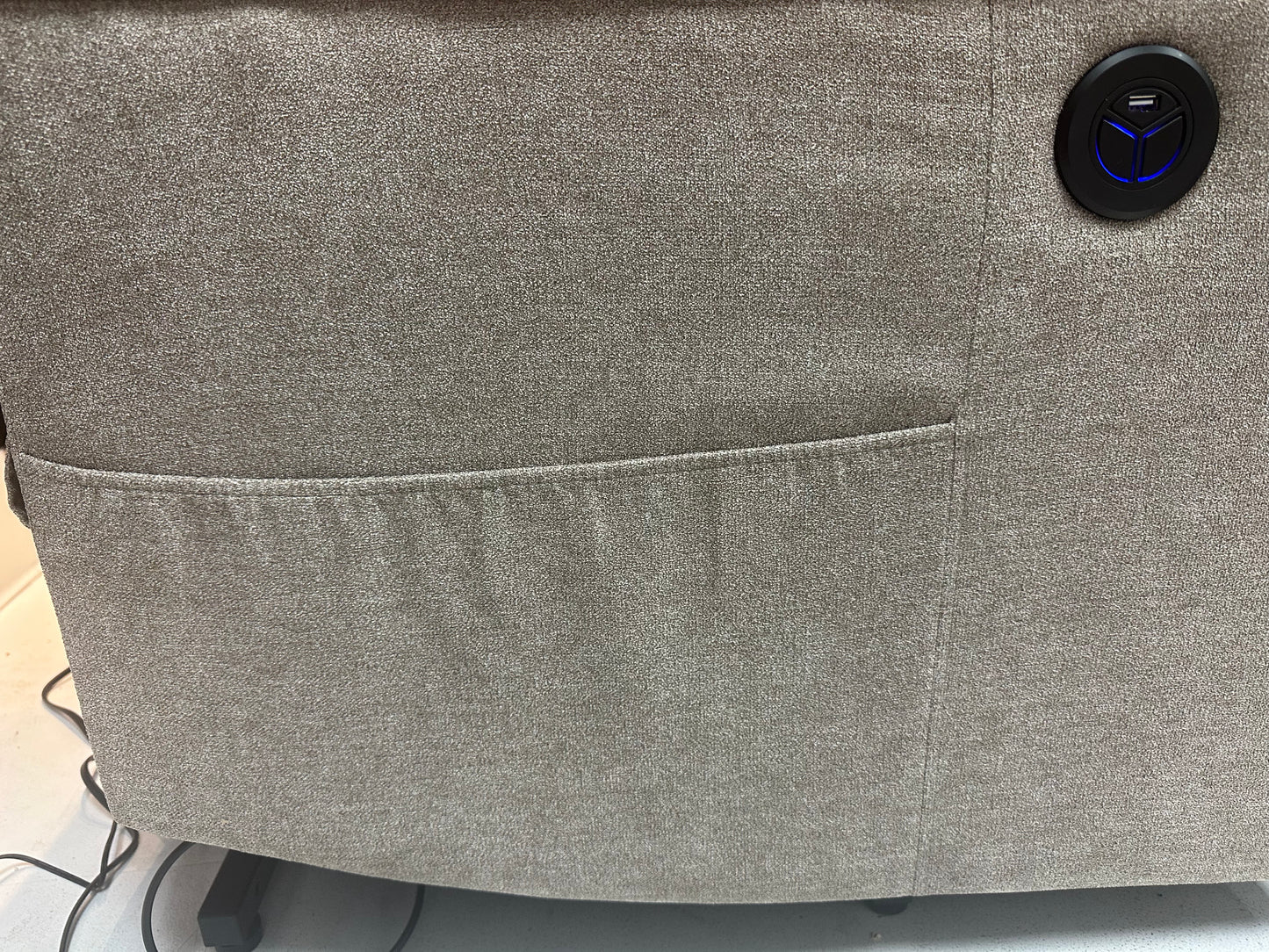 Petite Fabric lift chair